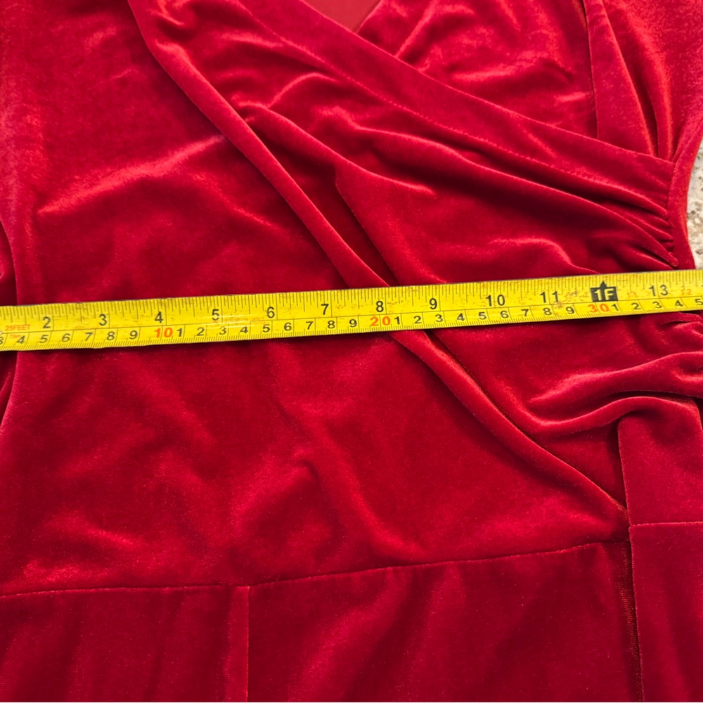 Newport News Elegant Red Long Sleeve Dress - Picture 4 of 6